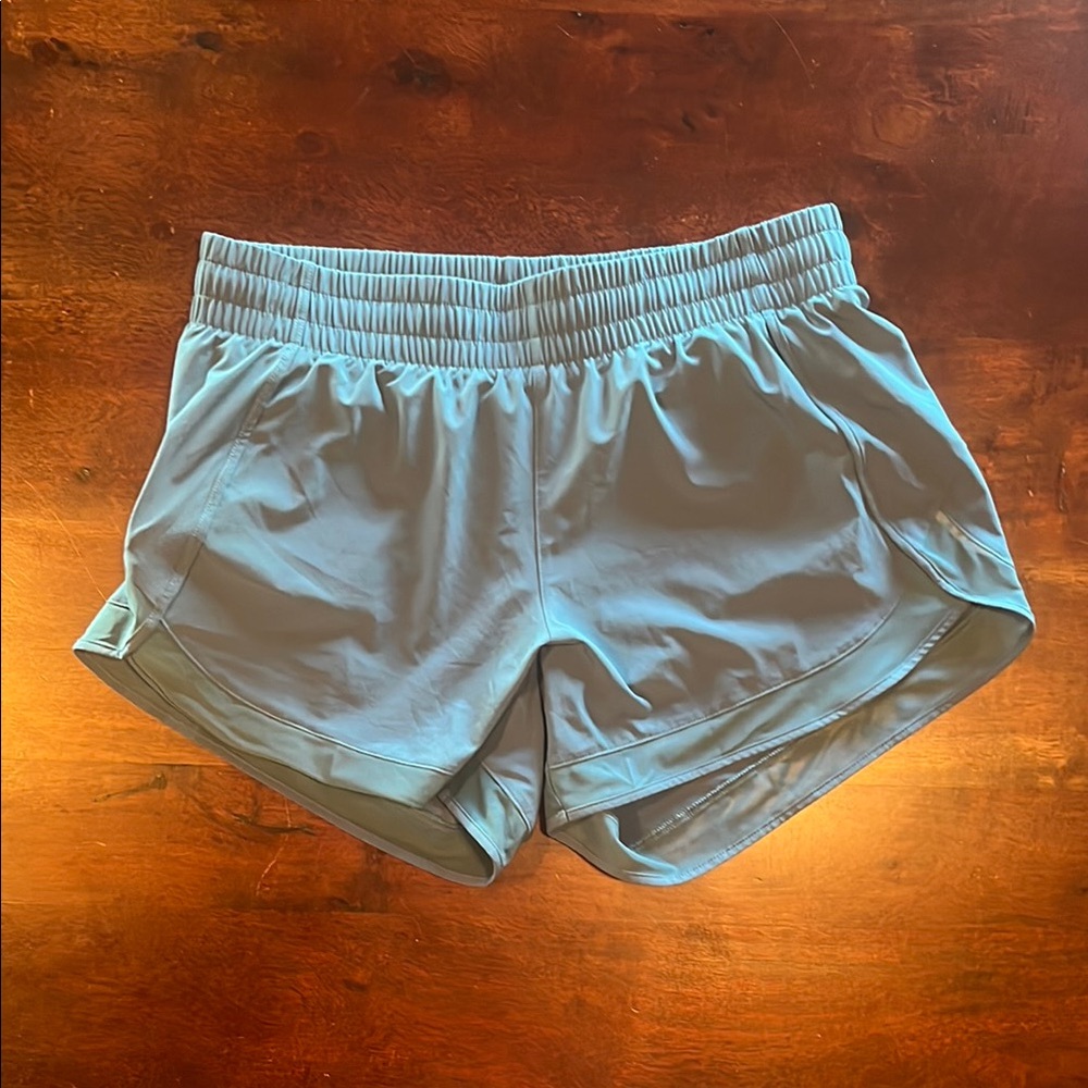 Athleta Mesh Run Racer 4” short